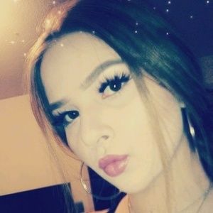 Meet your Posher, Kendra